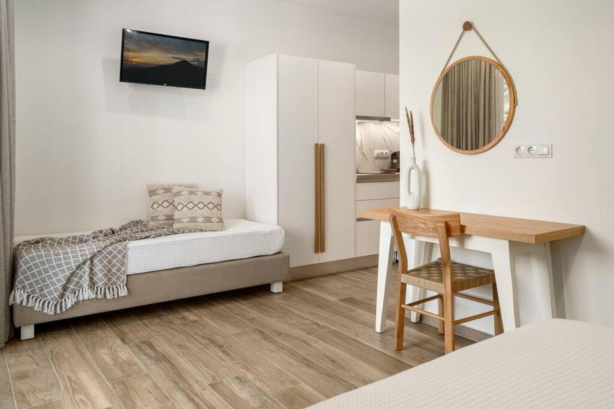 Kayy Apartments 3 In Matala Exteriör bild